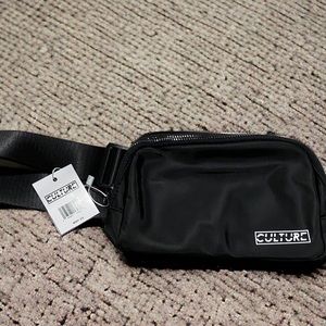 NWT Culture adjustable unisex belt bag